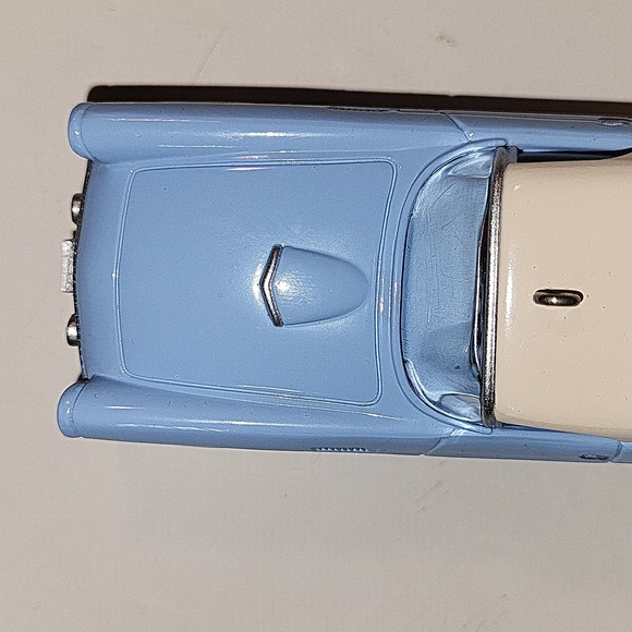 Vintage 1956 Ford Thunderbird Collector's Series Ornament (1993) - Picture 8 of 14